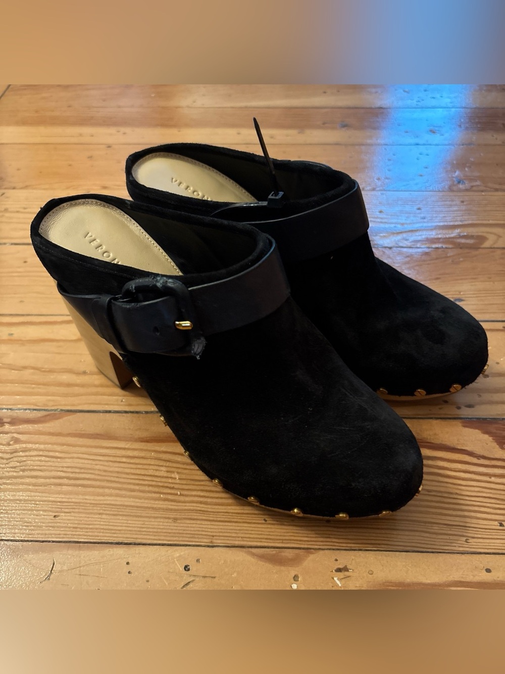 Veronica Beard Dacey Clog in Black Suede Studded Wooden Platform Sz 8 / 38